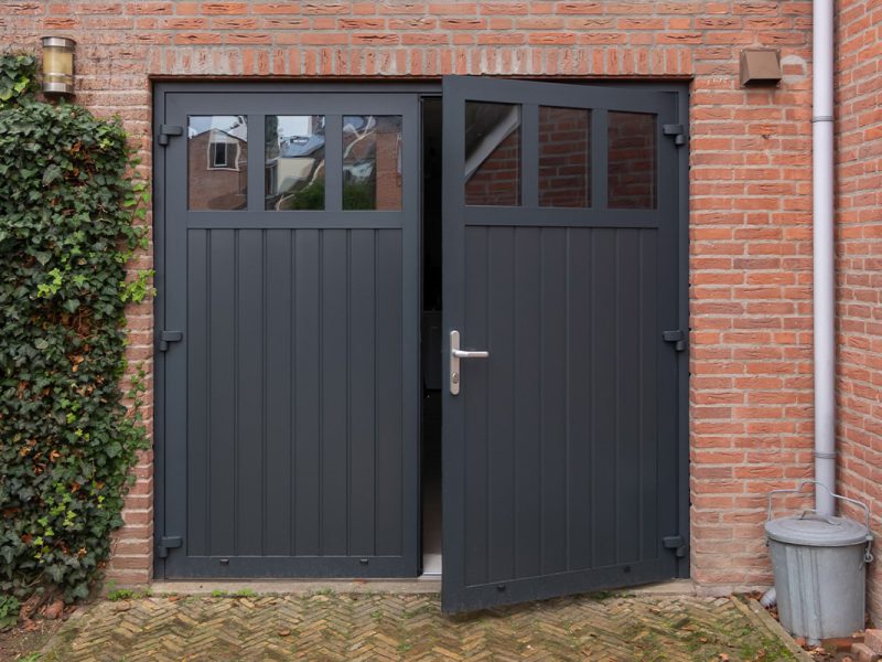 Openslaande garagedeur glas 1