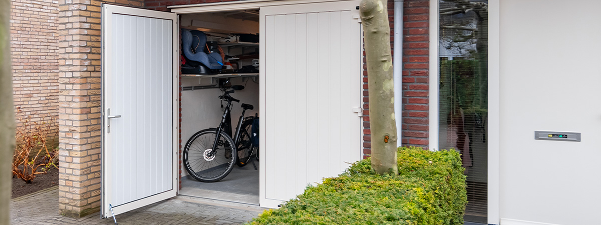 Openslaande garagedeur op maat