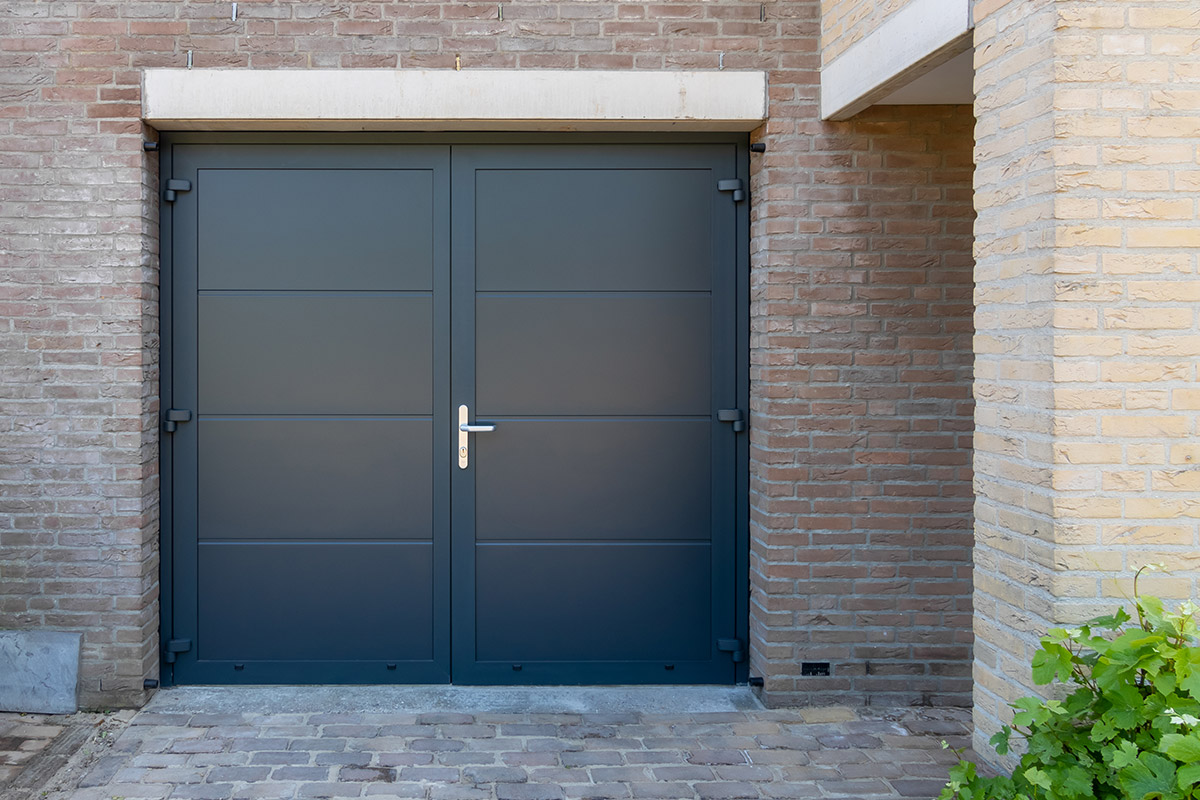 openslaande-garagedeur-vlakverdelingjpg Garagedeur brede doorgang