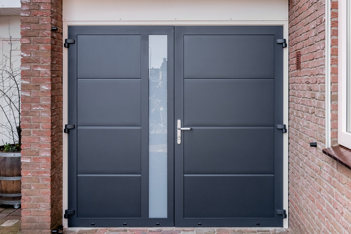 3d-configuratie-Ambassa-realisatie Garagedeur met kozijn van Ambassa