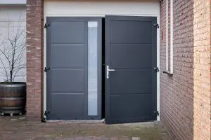antraciet-garagedeur-openslaand Openslaande deuren antraciet
