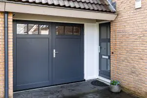 isolatie-houten-openslaande-garagedeur Houten garagedeur 3 meter breed