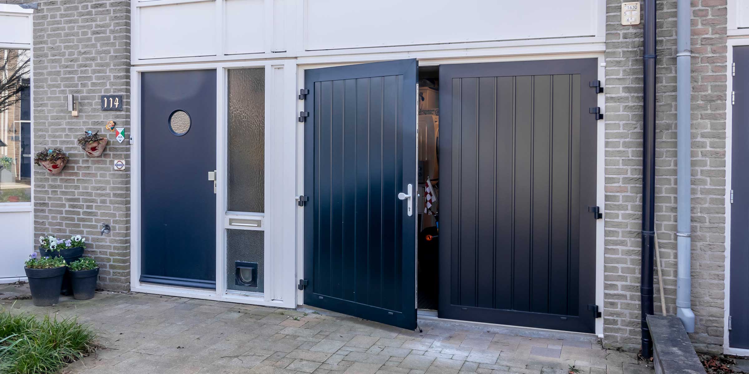 Aluminium openslaande garagedeur