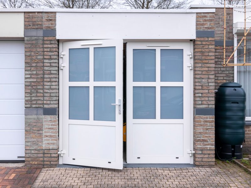 Garagedeur met glas