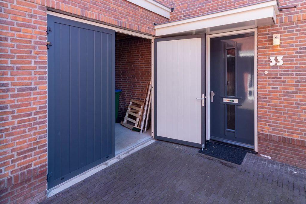 Openslaande garagedeuren verticale belijning
