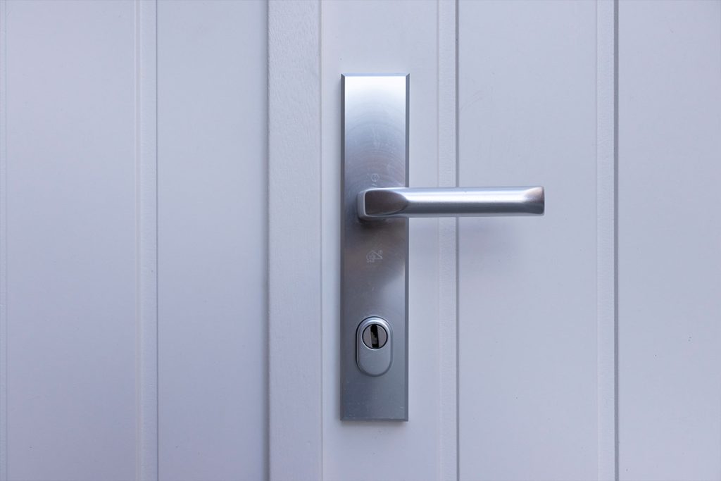 Houten garagedeur Ambassa