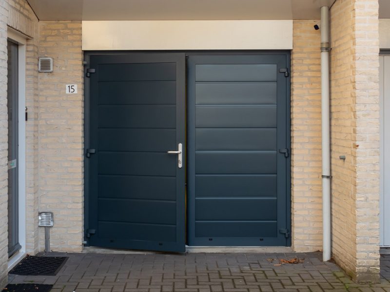 Openslaande garagedeuren antraciet
