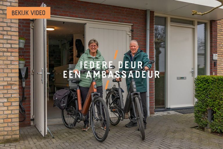 iedere deur een ambassadeur - ambassa