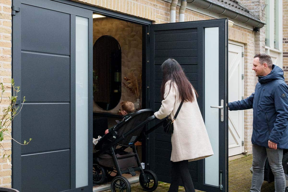 makkelijk toegang tot je garage door brede garagedeur